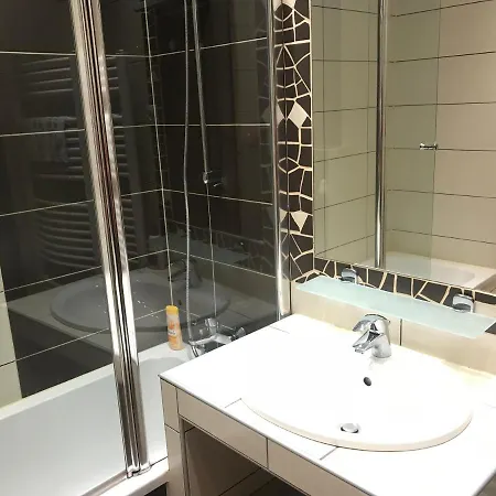 Premium Luxus Apartman Замарди