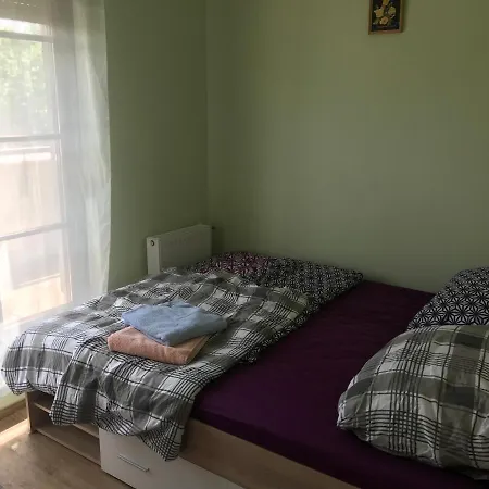 Premium Luxus Apartman Замарди